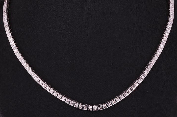 תליוני יהלומים - TINIS RAVID